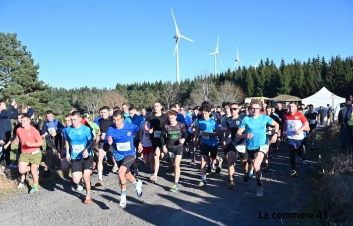 Croce dei vigili del fuoco dell'Alta Loira: trova le foto dell'edizione 2024 a Freycenet-la-Tour