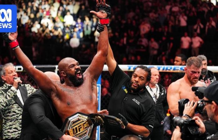 Jon Jones manda in pensione Stipe Miocic con la vittoria all’UFC 309 davanti a Donald Trump