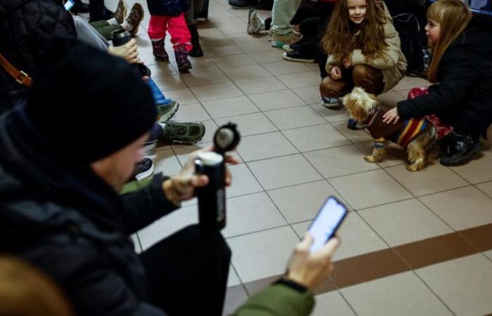 “Attacco massiccio” russo in Ucraina: annunciati tagli alla corrente in tre regioni