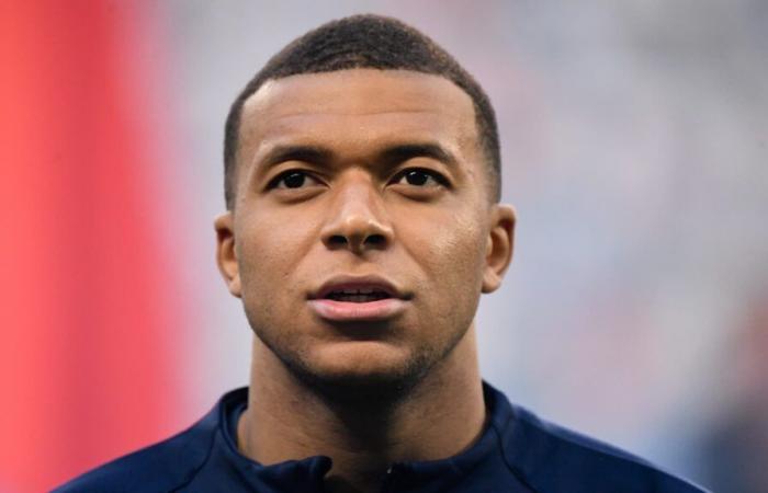 Il messaggio di Kylian Mbappé ai Blues