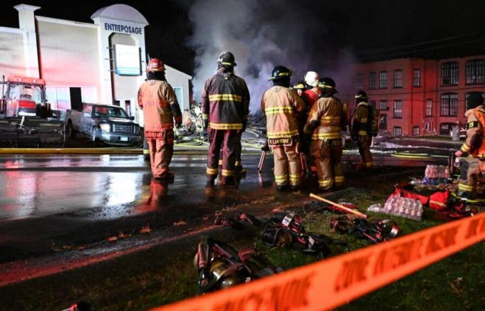 Un violento incendio uccide almeno una persona a Beauce