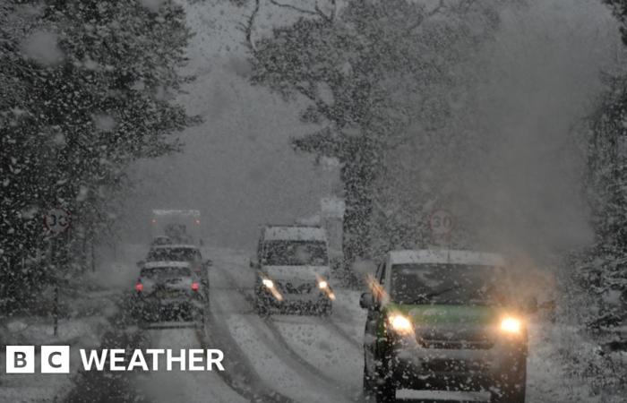 Allerta neve e ghiaccio nel Regno Unito poiché le previsioni meteo diventeranno più fredde