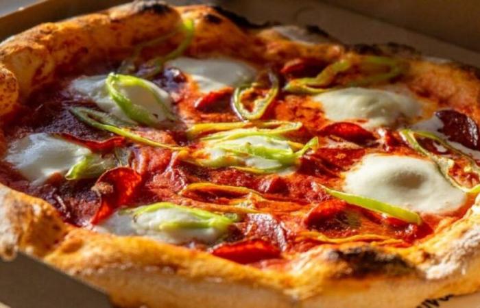 Un campione del mondo della pizza costretto a chiudere: “Abbiamo provato di tutto”