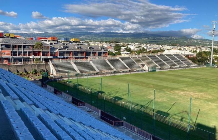 JS Saint-Pierroise contro il Saint-Denis FC