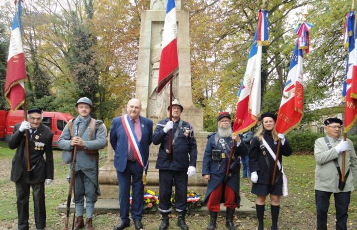 Due veri Poilus erano presenti per celebrare l'Armistizio nell'Eure