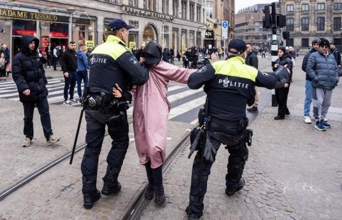 Dopo i fatti di Amsterdam un partito estremista chiede l’espulsione dei marocchini dai Paesi Bassi