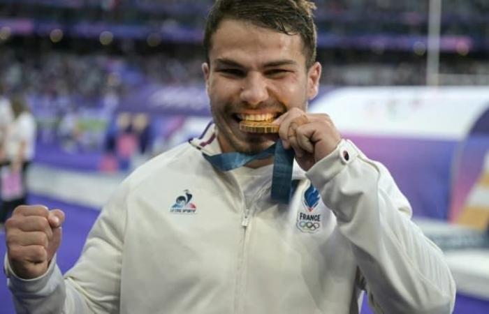 Antoine Dupont nominato per il titolo di miglior giocatore mondiale dell'anno a 7