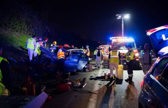 tre feriti in assoluta emergenza dopo un grave incidente stradale sulla A6