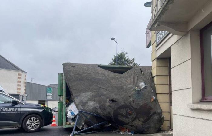 Un veicolo pesante perde il suo carico di rifiuti a Mayenne, traffico interrotto