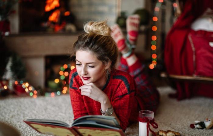 Ecco i migliori libri da leggere mentre aspetti il ​​Natale, dal romanticismo al thriller