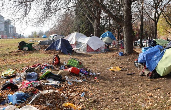 Vagabondaggio | Prossimo smantellamento di una parte dell’accampamento di Notre-Dame Street