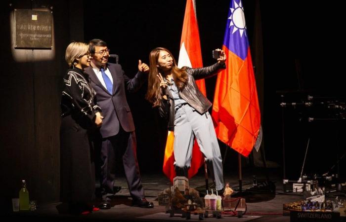 “Questa non è un’ambasciata” – ha messo in scena Taiwan