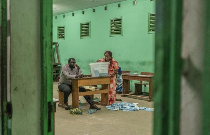 Gabon: massiccia vittoria del “sì” al referendum sulla nuova Costituzione