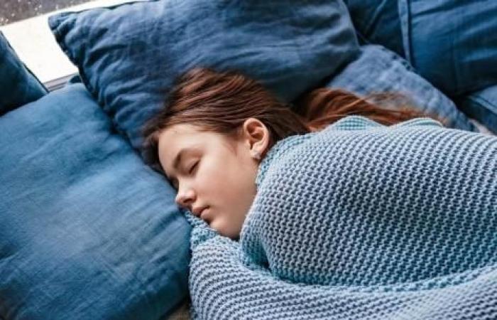 un sonno adeguato riduce il rischio negli adolescenti