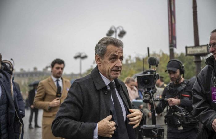 Nicolas Sarkozy ripensa al giorno in cui annunciò a 400 persone la morte dei loro cari nell'incidente aereo di Rio-Parigi