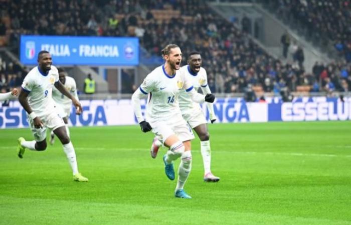 Adrien Rabiot diventa il primo azzurro a segnare un doppio colpo di testa in una partita ufficiale dai tempi di Zinédine Zidane nella finale dei Mondiali del 1998