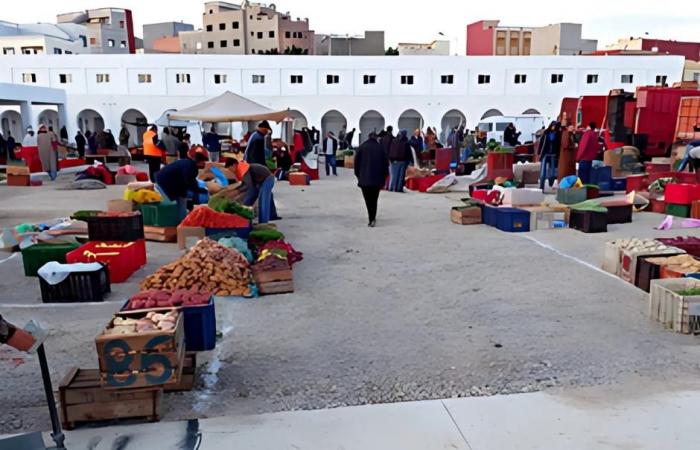 Stanziare un miliardo di centesimi per costruire un nuovo mercato settimanale ad Al Hoceima