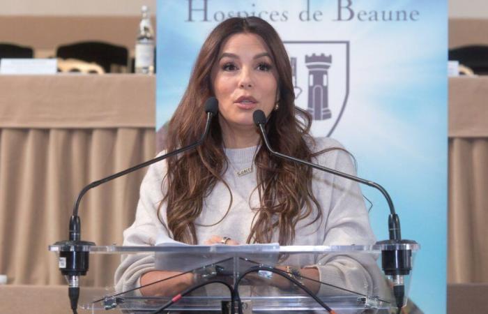 Eva Longoria, Zabou Breitman e Jean Reno erano alla vendita di vini dell'Hospices de Beaune