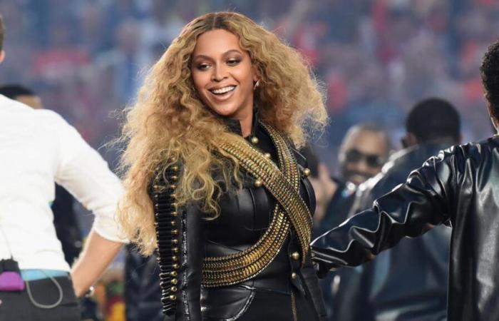 Beyoncé si esibirà durante la partita di football Ravens-Texans