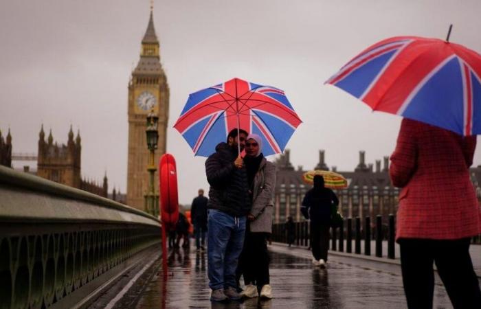 Il freddo colpisce Londra con avvisi sanitari