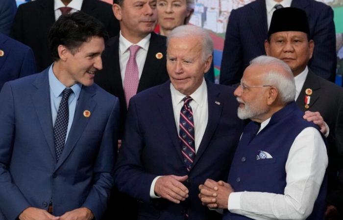 Il Primo Ministro Modi, Justin Trudeau e Joe Biden catturati in un fotogramma della foto di famiglia del G20 a Rio in Brasile | Ultime notizie India