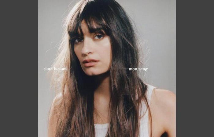 “My blood”, il terzo album di Clara Luciani, un ritorno rock vincente