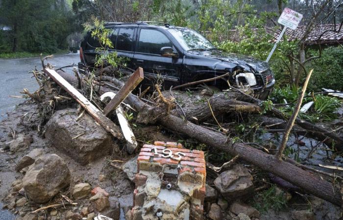 Il fiume atmosferico rischia inondazioni improvvise e colate di fango nelle zone ustionate della California