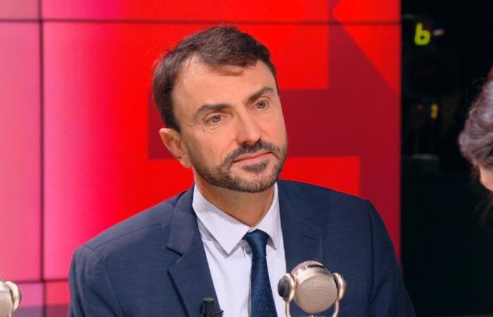 il sindaco di Lione arrabbiato per il calo dei bilanci degli enti locali