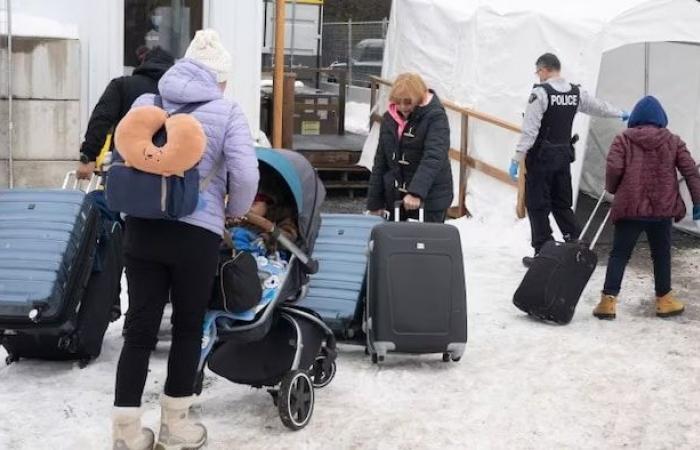 Nuovo passaporto canadese al presunto capo di una rete di traffico di migranti