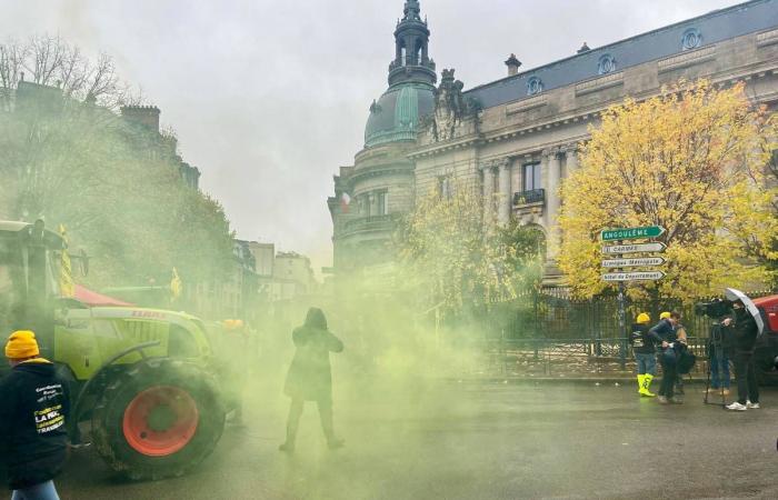 Mobilitazione degli agricoltori: i trattori ritornano nel centro della città di Limoges