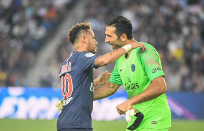 'Avrebbe dovuto vincere cinque Palloni d'Oro, Buffon cita Neymar come l'avversario più forte che ha affrontato