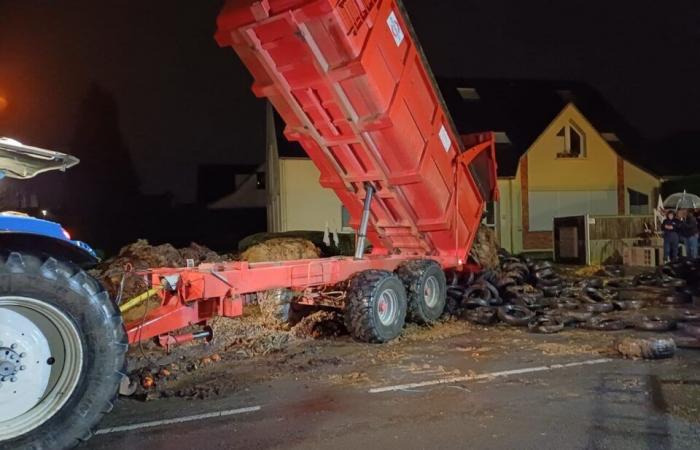 Pannelli abbattuti, blocchi, falsi radar… la mobilitazione sta guadagnando slancio