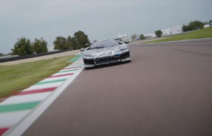 Charles Leclerc e Carlos Sainz provano la F80 a Fiorano