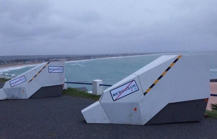 Crisi agricola: la JA e la FDSEA della Manche spostano tre radar di cantiere sulla corniche del Carteret