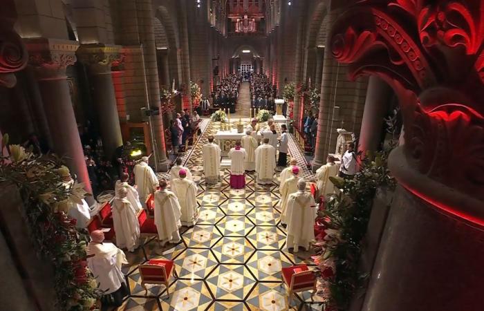 La famiglia principesca si è riunita attorno ad Alberto II e Charlene nella Cattedrale di Monaco per la festa nazionale