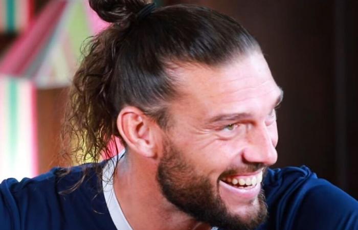 Andy Carroll: “Posso immaginare di ritirarmi in spiaggia, a Cap Ferret o ad Arcachon o a Pilat!”.