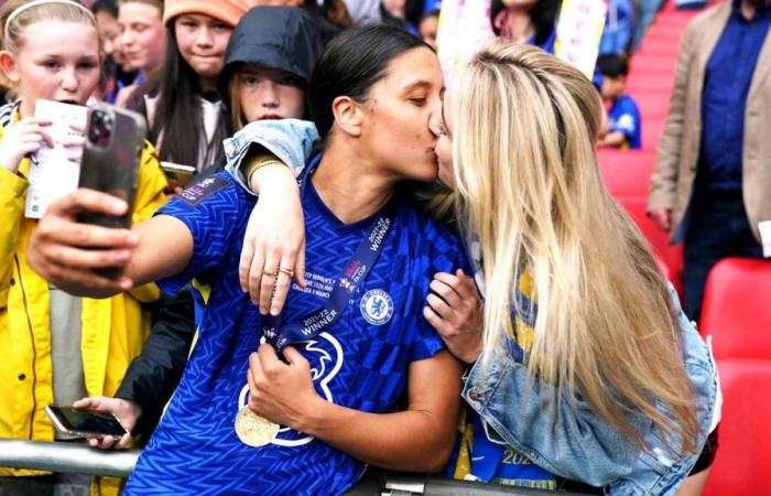 I due calciatori Sam Kerr e Kristie Mewis annunciano di aspettare un bambino insieme