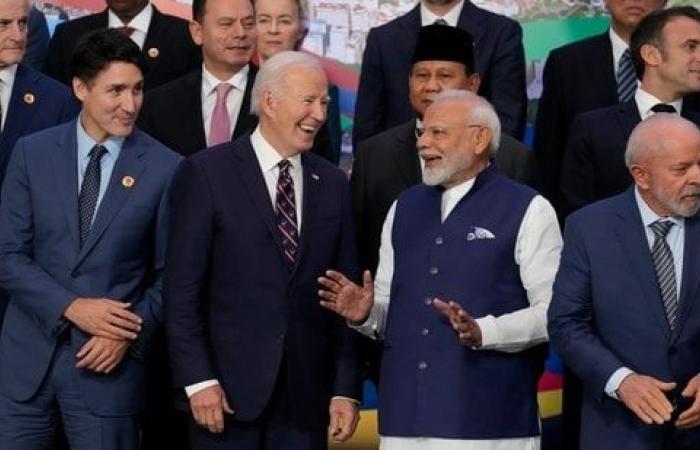 Il Primo Ministro Modi, Justin Trudeau e Joe Biden catturati in un fotogramma della foto di famiglia del G20 a Rio in Brasile | Ultime notizie India