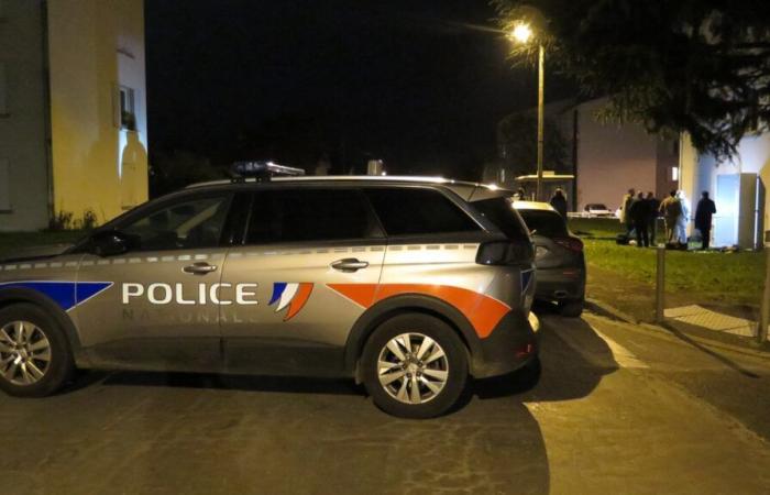 un uomo trovato morto in un appartamento, aperta un'indagine per omicidio