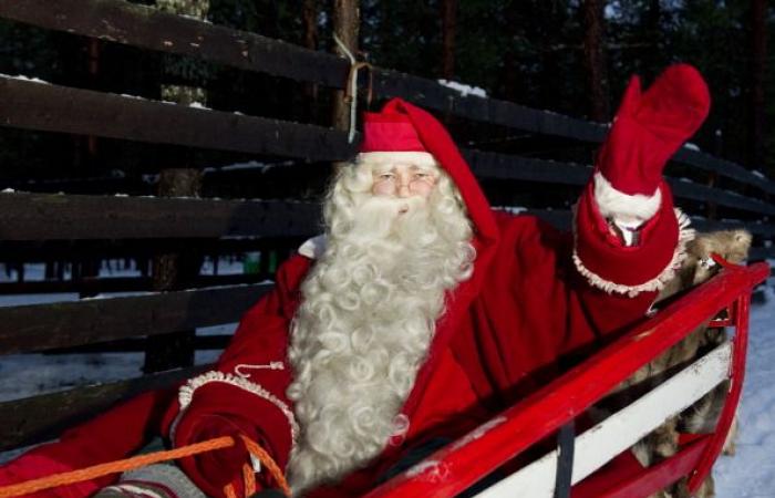 Nord: il sindaco di un comune emette un decreto comunale che autorizza Babbo Natale a “volare liberamente sullo spazio aereo”