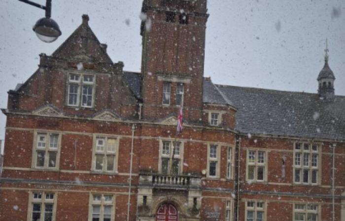 Ultimo aggiornamento meteo con forte nevicata intorno a Swindon