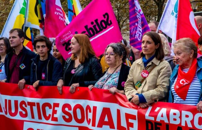 Primo sì all'abrogazione della riforma delle pensioni in Francia