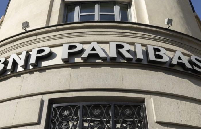 Vandalismo contro le agenzie belghe BNP Paribas Fortis accusate di sostenere Israele