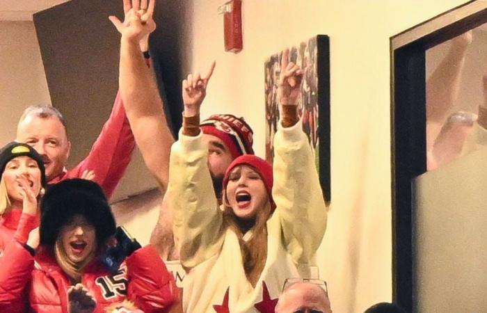 Taylor Swift salta la partita Chiefs vs. Bills dopo aver affermato che lei e i Kelces non hanno avuto una “grande esperienza” l'anno scorso