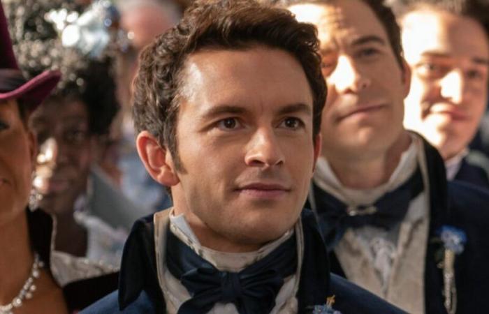 Jonathan Bailey (Anthony) pronto a salutarci? Lui risponde