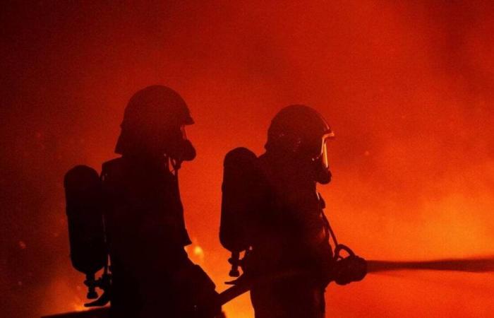 Una donna muore in un incendio nella Loireauxence, una borsa dell’acqua calda provoca l’incendio del materasso?