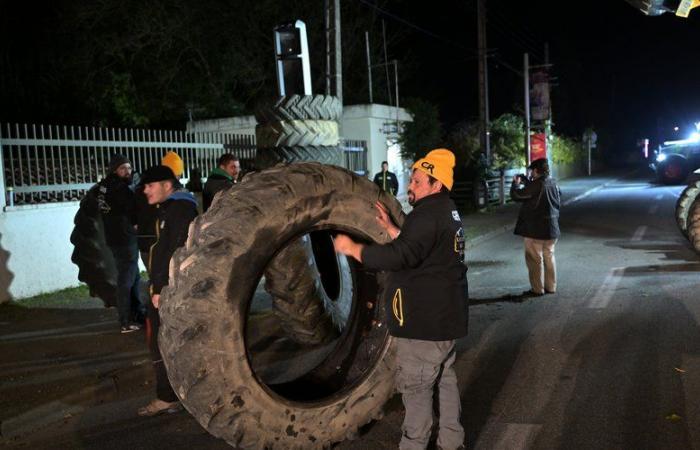 VIDEO. “Non serve a nulla qui!” : dopo il blocco di Place de la Libération, i contadini arrabbiati vogliono piazzarsi all'ingresso di Auch per filtrare i camion