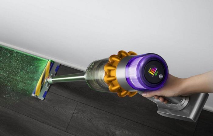 l'aspirapolvere premium Dyson V15 diventa accessibile a tutti (-37%)