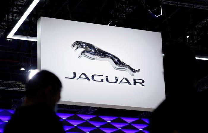 Jaguar cambia il suo iconico logo