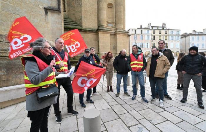 “La distruzione dei servizi pubblici deve finire”: gli agenti territoriali manifestano a loro volta davanti alla prefettura del Gers